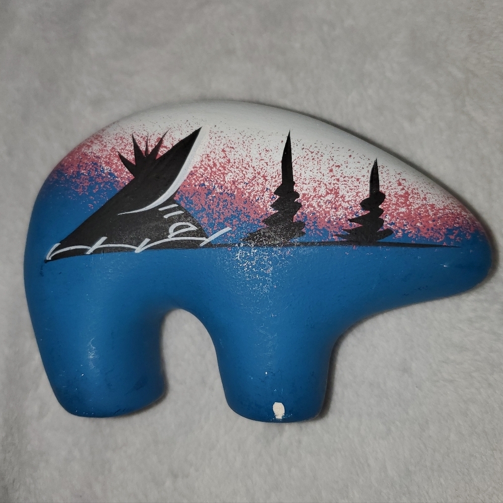 Native American Hand Painted Spirit Bear Pottery Figurine Navajo?